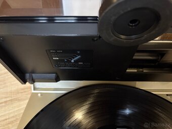 Tangenciální gramofon Technics SL-7 plný automat - 12