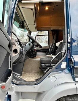 DAF CF 300 - 4x2 – Skříň – EURO 6 - 12