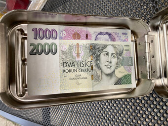 Pokladnička, kasička, trezorek, střádanka  500 kč s poštou - 12