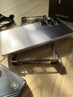 Samsung - 12