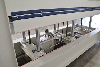 6505 – Hydraulický lis SCM Sergiani GS 60/95 - 12