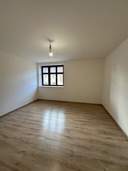 PRODEJ – krásný byt 3+kk po kompletní rekonstrukci | 66 m² | - 12