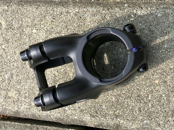 Představec Bontrager Line Pro - 35,0 / 0° - Blendr - černý - 12