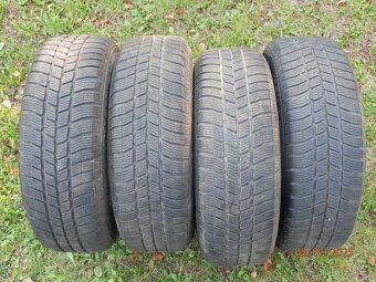 4x Obutá zimní sada ŠKODA OCTAVIA 2 BARUM 195/65 R15 - 12