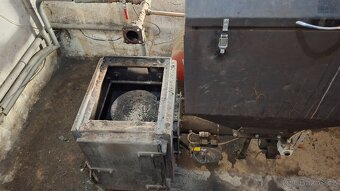 Přestavba kotle Viadrus 5č, na automtcký podavač Benekov - 12