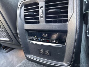 Prodám BMW 320d G21, záruka, předplacený servis, odpočet DPH - 12
