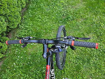 Menší 26" horské hliníkové kolo KELLYS, rám 15,5" - 12