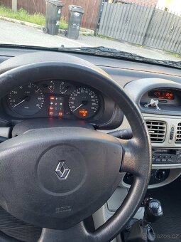 Renault thalia 1.4 72kw STK - 12