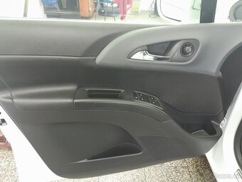 Opel Meriva 1,7 CDTi 130 - 12