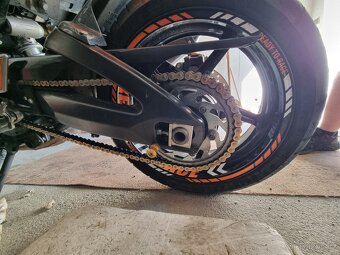 Yamaha Fz1 N. Rok 2007, 110kw - 12