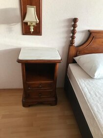 28x použitý hotelový nábytek kompletní pokoje - 12
