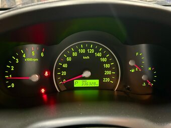 Kia Carnival 2.9 crdi 7 míst - 12