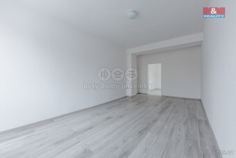 Prodej bytu 3+1, 67 m², Bukovany - 12