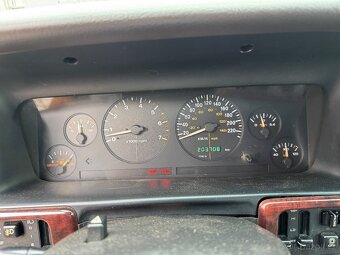 Jeep ZJ 5.9 - 12