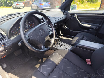Mercedes Benz W202 2.2 SPORT AMG PAKET rok 1993 - 12