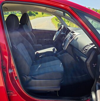 Kia Venga 1.4 16V 66KW/90PS R.V.01/2010 - 12