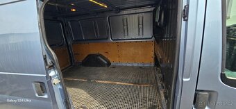 Prodám Ford Transit 280s L1H1 96kw r.v.2006 - 12