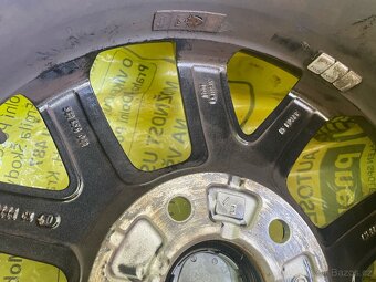 Mazda zimni Alukola 16" original - 12