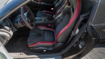 Nissan GT-R - 12