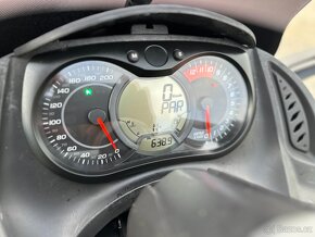 Can-am Spyder 990 RS SM5 MY2010 - 12