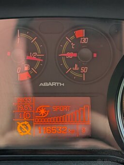 Fiat Punto Evo Abarth 132 kW 1.4 multiair - 12