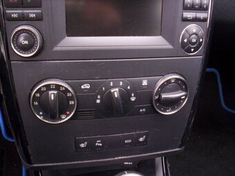 Mercedes A160 i Blue efficiency - 12