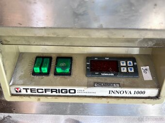 Chladící vitrína s led osvetlením Tecfrigo Innova 1000 - 12
