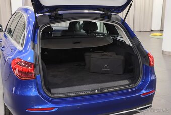 Mercedes-Benz C 300eT - otevřeno celý víkend do 20:00 - 12