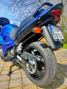 Suzuki GSX 600 F - TOP stav - 12