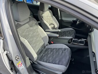 Volkswagen ID.4 109kW Full LED ACC Navi Park. senz. 50tkm - 12