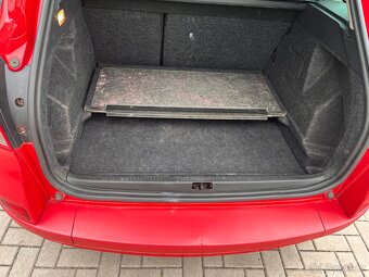 Renault Clio kombi 1.2 16V 2010 - 12