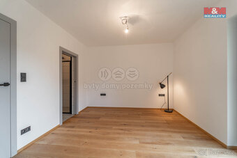 Prodej rodinného domu, 130 m², Skuhrov - 12