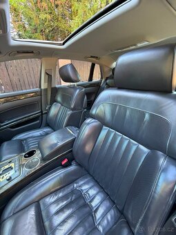Volkswagen Phaeton 3.0 2009, max. výbava - 12