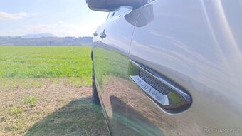 Jaguar F-Pace S 30d, původ ČR, 300ps, odpočet DPH, panorama - 12