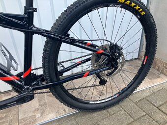 SPECIALIZED PRO  MALÉ ZÁVODNÍKY - 12