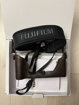 Fujifilm GFX 50R - 12