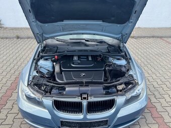 BMW 320d nová stk - 12