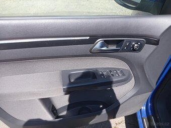 VW Touran 2,0 103kw - 12