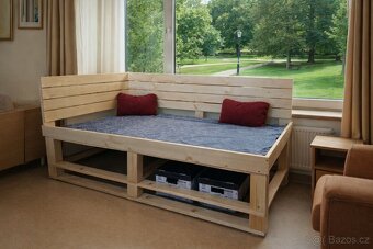 Postele v designu Palet - 12