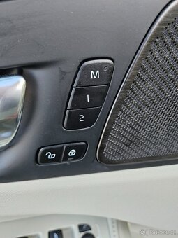 VOLVO XC 60 2.0 D 4x4 - 12
