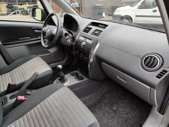 Suzuki SX4 - 12