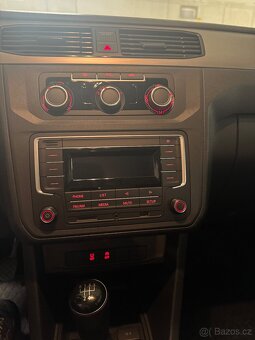 VW Caddy Maxi 2.0 tdi, r. 2017, 7 míst - 12