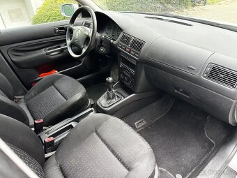 Volkswagen Golf IV 1.6 77kW ALU kola Klima Tažné Nová STK - 12