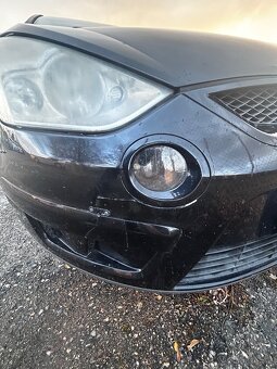 Ford S-MAX - 12