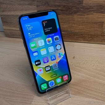 iPhone X 64GB, černý, 100% baterie (rok záruka) - 12