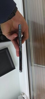 Prodám/vyměním Samsung Galaxy Z Fold 4 256 GB, RAM 12 GB. - 12