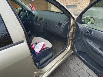 Škoda Fabia 1.2 HTP, 2006, tažné, klima - 12