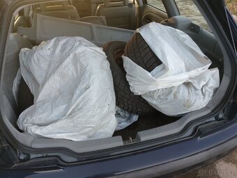 VOLVO V40 1.8, DOVOZ NĚMECKO - 12