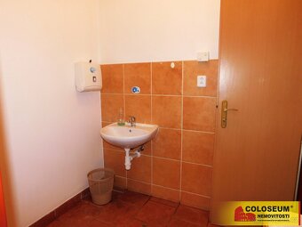 Těšetice, pronájem kanceláří 22 m2, kuchyňka – komerce - 12