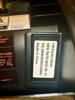 Britax Römer Baby Safe Core + Isofix - 12